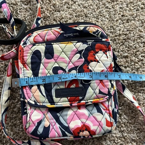 Vera Bradley Crossbody - Picture 8 of 8